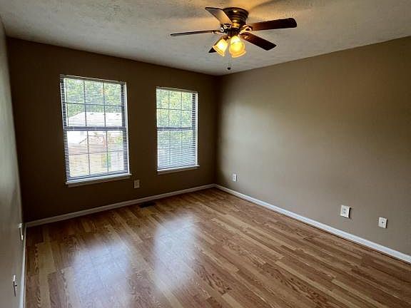 4th image of 1212 Appian Cir