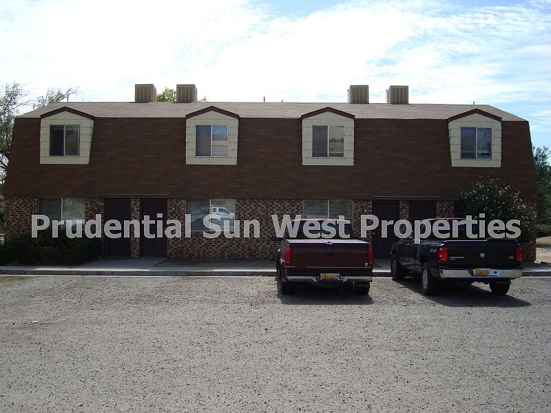 1st image of 2513 N Lee Ave APT 2