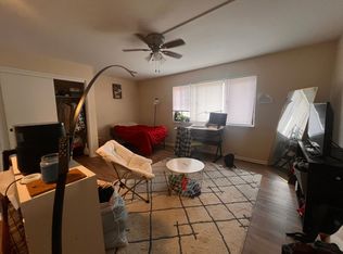 1517 E Royall Pl APT 8, Milwaukee, WI 53202