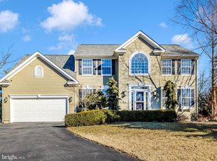 11402 Woodbridge Ct, Hagerstown, MD 21742