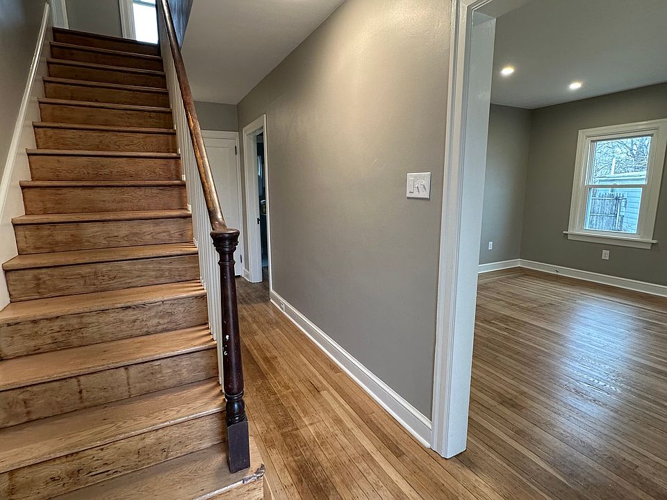 Front Door Entryway