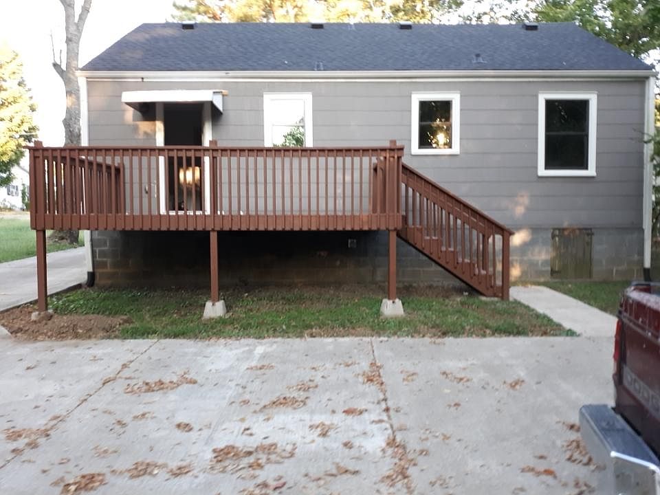 2nd image of 2159 Leota St