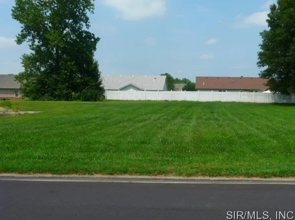 2281 Country Rd, Shiloh, IL 62221