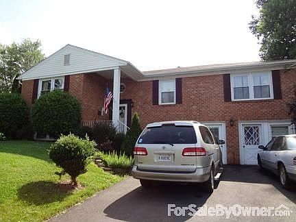809 Sanhill Drive : Street view