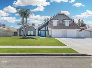 2709 Nicole Way, Bakersfield, CA 93312