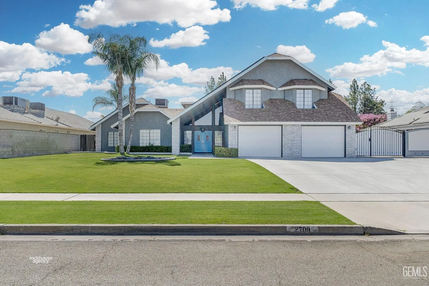2709 Nicole Way photo 1