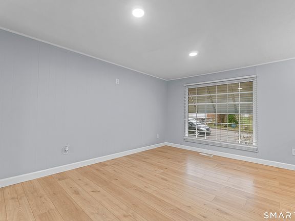 4th image of 75 Wenham Street