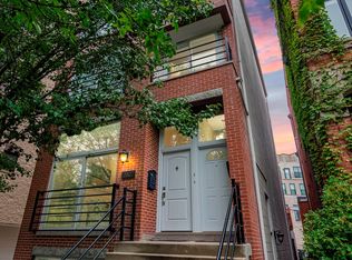 2827 N Lakewood Ave #1, Chicago, IL 60657