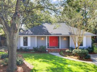 17 Regis Ct, Charleston, SC 29407