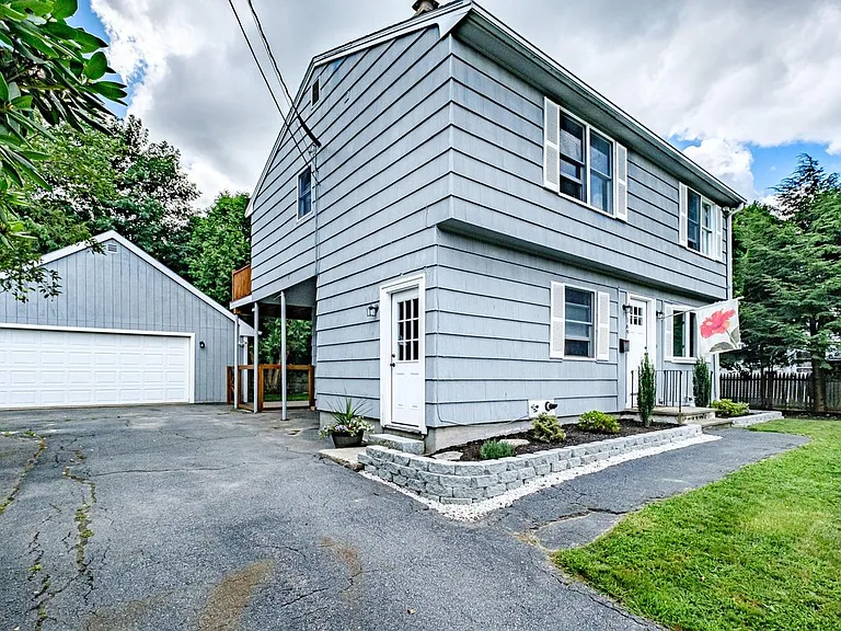 169 Holm Ave — Photo 55