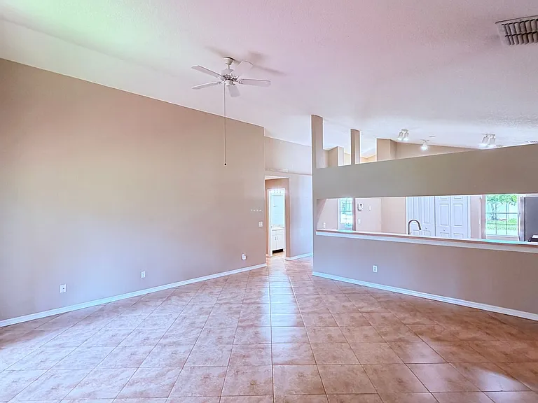 12424 Wilcox Ct — Photo 9