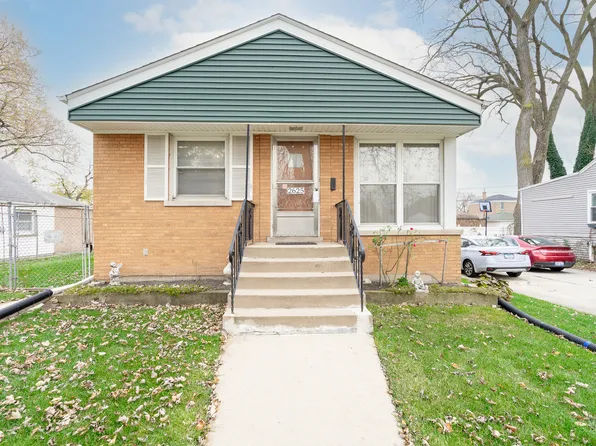 2625 W 97th St, Evergreen Park, IL 60805