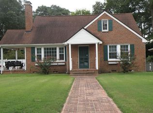 1504 E Holly St, Goldsboro, NC 27530