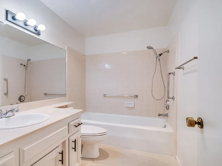 18 Stanford Cir — Photo 15