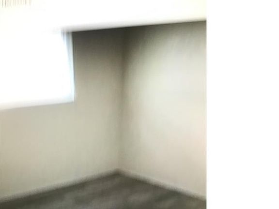 4th image of 5543 Lean Ave