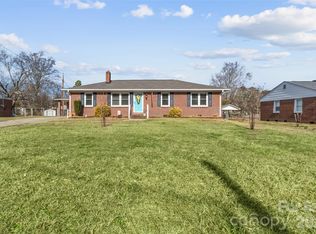 106 Abell St, Chester, SC 29706