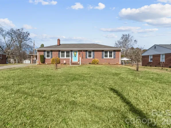 106 Abell St, Chester, SC 29706