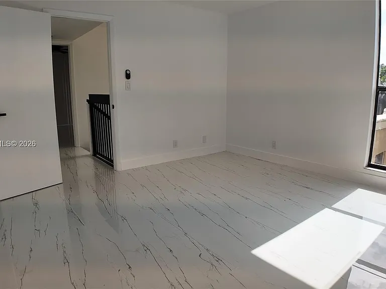 2801 SW 87th Ave #1009 — Photo 27