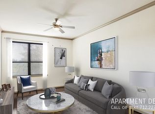 2706 Travis St #3002, Houston, TX 77006