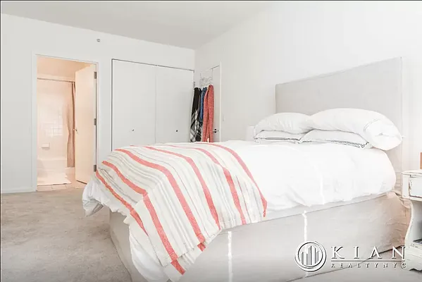 Rented by Kian Realty | media 11