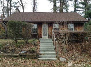 694 S Roberts Rd, Bryn Mawr, PA 19010