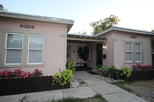 324 E French Pl Photo 1