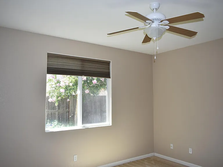484 Beckman Way — Photo 16