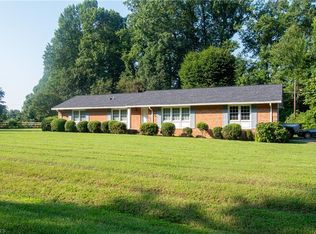 4112 Short Farm Rd, Greensboro, NC 27406