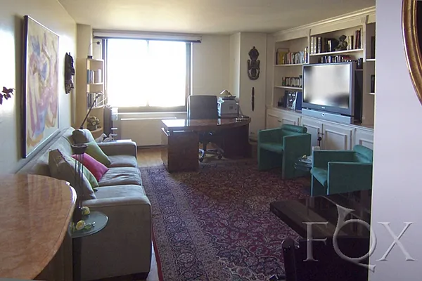 Sold by Fox Residential Group | media 12