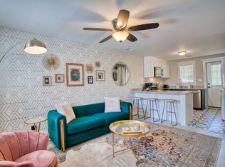 610 S 9th St #A, Wilmington, NC 28401