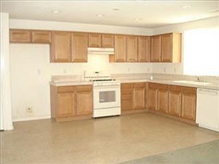 2nd image of 1131 Bullfinch Dr
