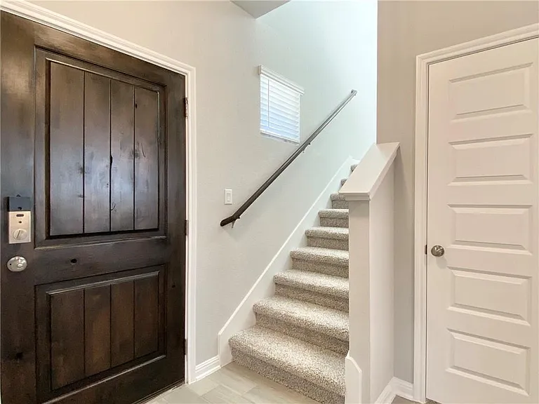 2913 Birch Park Path — Photo 3