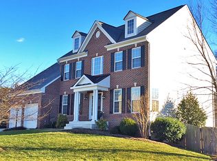 10 Brookeshire Dr, Fredericksburg, VA 22405