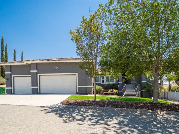 14445 Dove Canyon Dr, Riverside, CA 92503