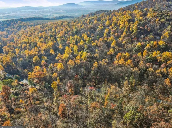 1709 Cold Springs Rd, Fairfield, PA 17320