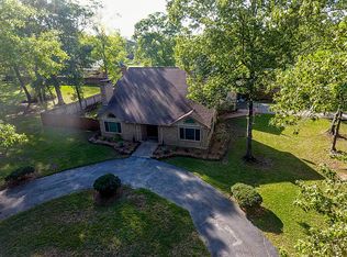 307 Red Bud Ln, New Caney, TX 77357