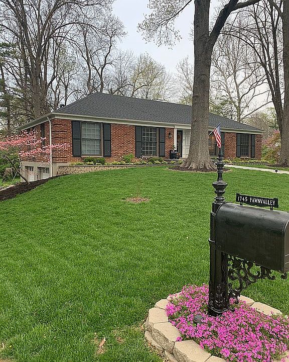 2nd image of 1745 Fawnvalley Dr