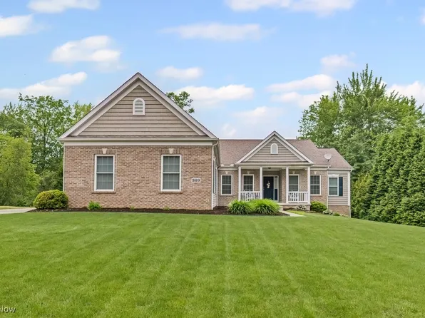 369 Eldridge Rd, Aurora, OH 44202
