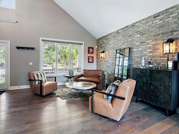 5th image of 24905 Chalk Hill Ct