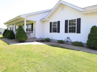 1001 Ridgewood Farms Rd, Farmington, MO 63640