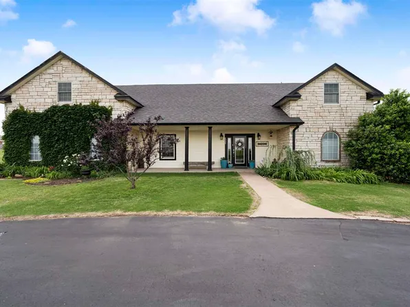 6935 NE Watts Rd, Elgin, OK 73538