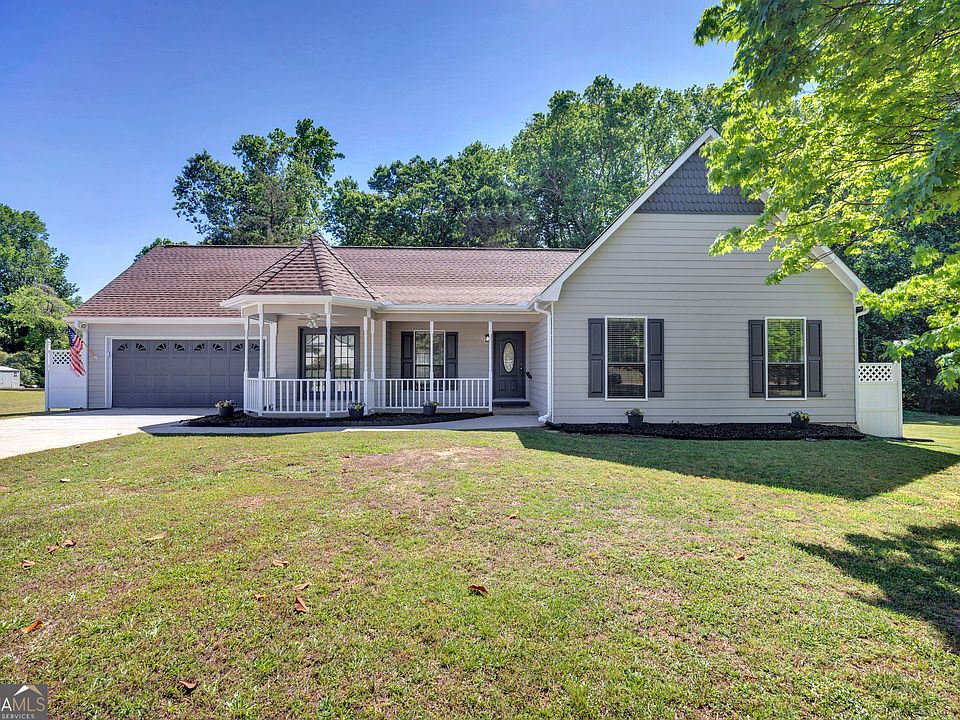 1st image of 145 Dogwood Trail Dr