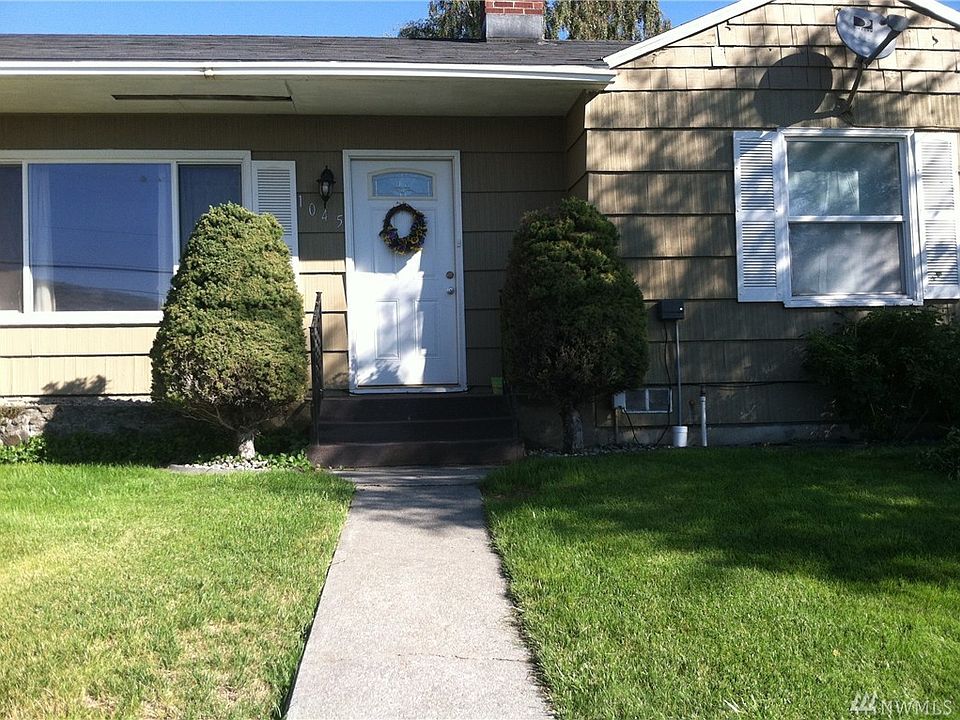 2nd image of 1045 1st Ave NW