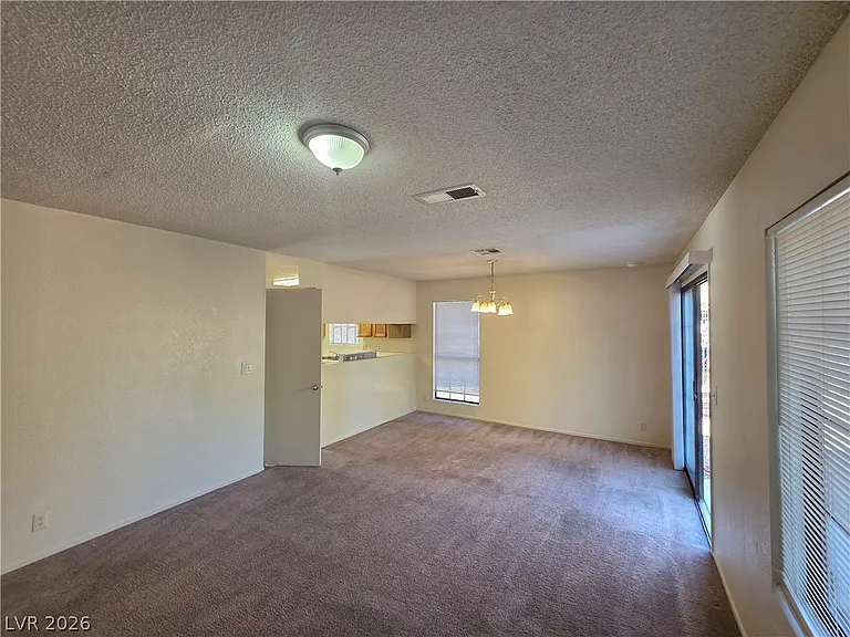 4801 Fiesta Lakes St — Photo 37