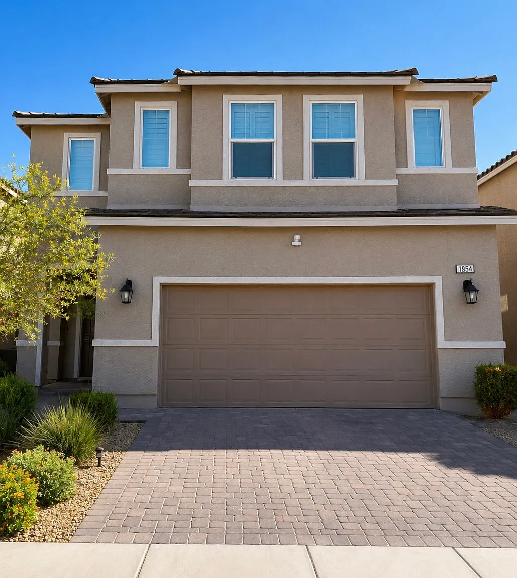 5 bed, 3.5 bath, 2932 sqft, $2,700 — Photo 1