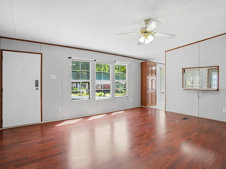 134 Knight N Gail Dr — Photo 5