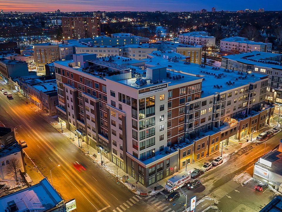 2-web-or-mls-622-bloomfield-ave