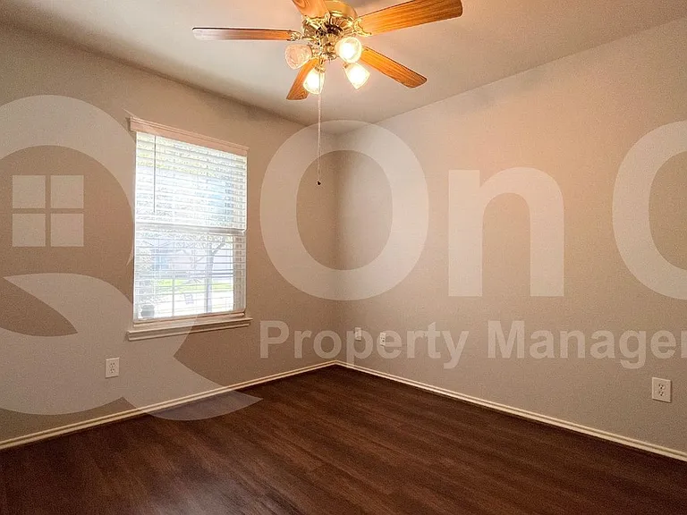 2312 Gabriel Dr — Photo 12