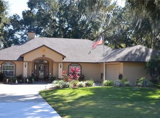 311 Banning Beach Rd, Tavares, FL 32778