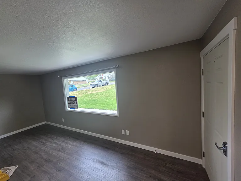 308 E Ticknor St #2 — Photo 4